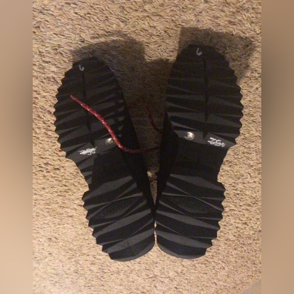 NUTURE WATER PROOF BOOTS (Sz 6 &6.5) - Picture 11 of 12